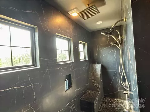 Bath - 1022 Flat Rock Dr, Monroe, NC 28110 photo 2 of 7