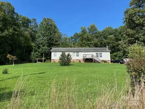 69 Walnut Grove Rd, Nebo, NC 28761