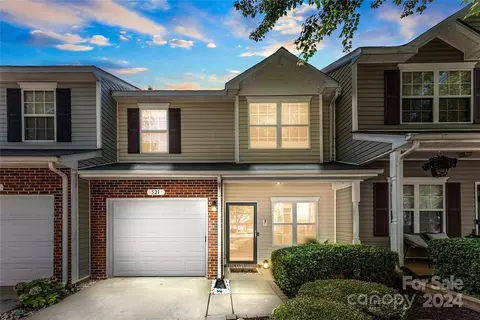 521 Delta Dr, Fort Mill, SC 29715