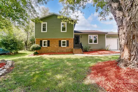 3374 Farm Lake Sw Dr SW, Concord, NC 28027