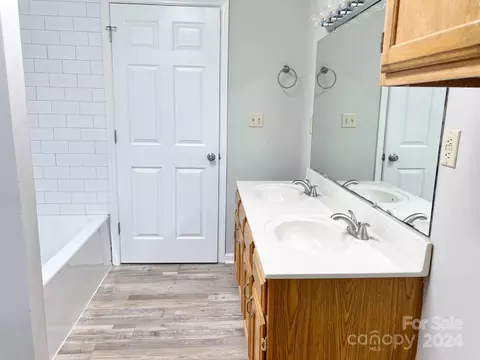 Bath - 115 Cedar St, Spindale, NC 28160 photo 2 of 4