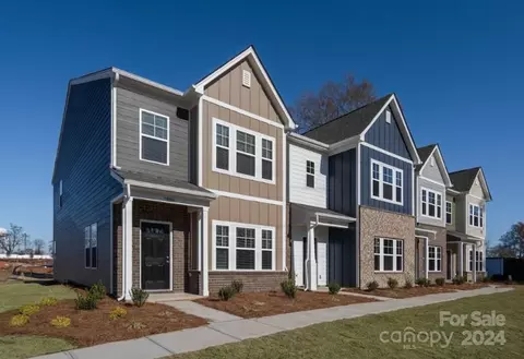 1205 Foundry 1040104 Dr #104/0104, Gastonia, NC 28054