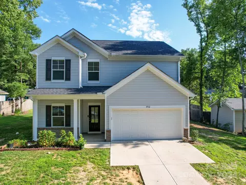 8932 Myra Way, Charlotte, NC 28215