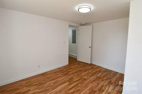 Bedroom - 149 Phillips Rd, Spruce Pine, NC 28777 photo 5 of 6