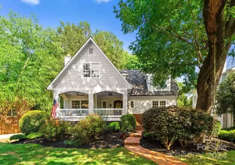 1633 Scotland Ave, Charlotte, NC 28207
