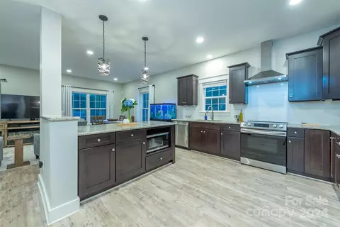 Kitchen - 25 Rocky Fork Rd, Fairview, NC 28730 photo 2 of 2