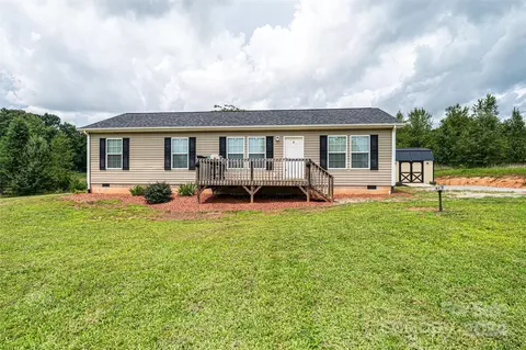 4827 Pecan Ln, Granite Falls, NC 28630