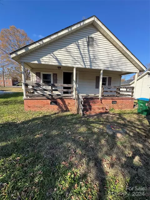 203 N Meriah St, Landis, NC 28088