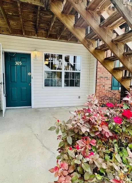 1112 Trinity 305 St #305, Thomasville, NC 27360