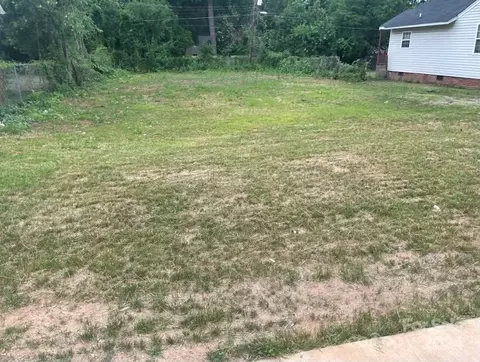 1615 Beatties Ford Rd, Charlotte, NC 28216