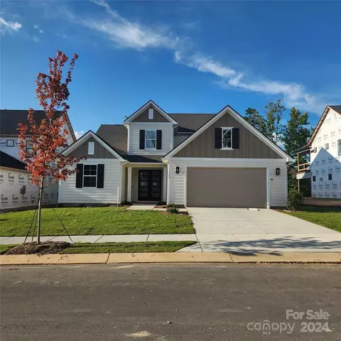 142 Windy Dell Dr, Tega Cay, SC 29708