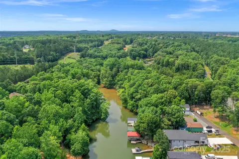 2033 Beauhaven 22 Ln #22, Belmont, NC 28012
