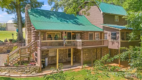 869 Jenkins Valley Rd, Alexander, NC 28701