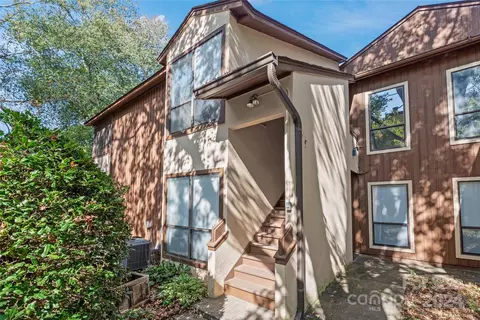 5731 Dockside B Dr #B, Charlotte, NC 28227