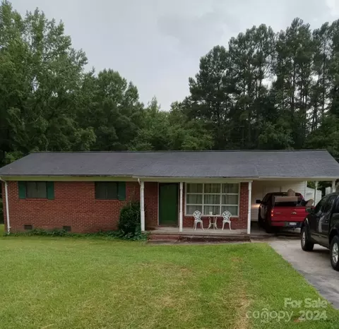2262 Mountain Laurel Rd, Lancaster, SC 29720