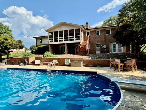 347 Skyline Rd, Hickory, NC 28601 photo 1