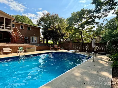347 Skyline Rd, Hickory, NC 28601 photo 6
