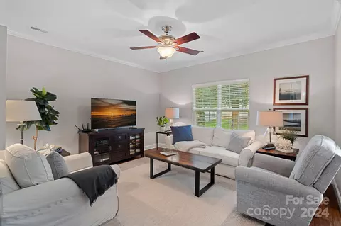 8735 Westwind Point Dr, Cornelius, NC 28031 photo 8