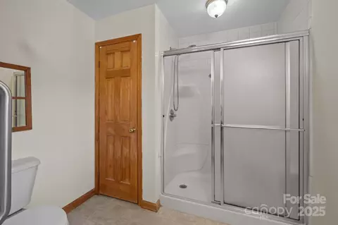 Bath - 1895 S Arant St, Pageland, SC 29728 photo 2 of 2