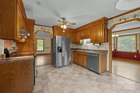 Kitchen - 1895 S Arant St, Pageland, SC 29728 photo 2 of 3