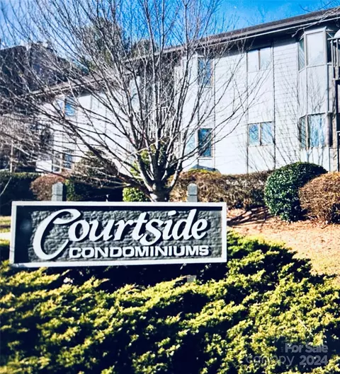 201 Racquet Club 7 Rd #7, Asheville, NC 28803
