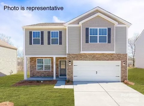 124 Sycamore Springs Dr, Statesville, NC 28677