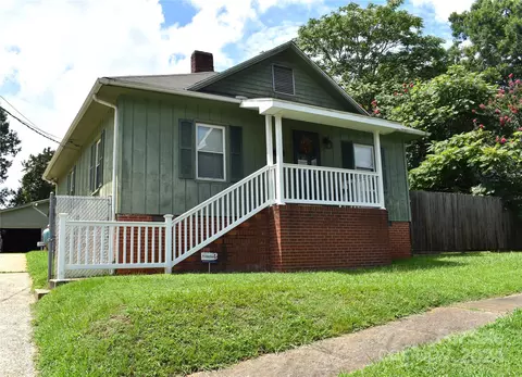 1131 Perkins St, Gastonia, NC 28054
