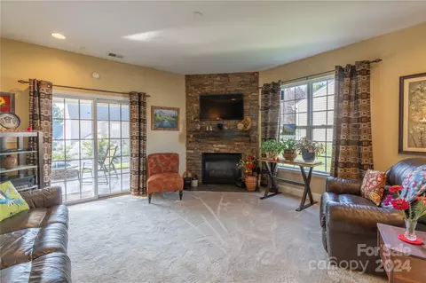 3359 Merchant Ln, Davidson, NC 28036 photo 9