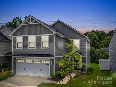 5159 Downhaul Dr, Charlotte, NC 28269