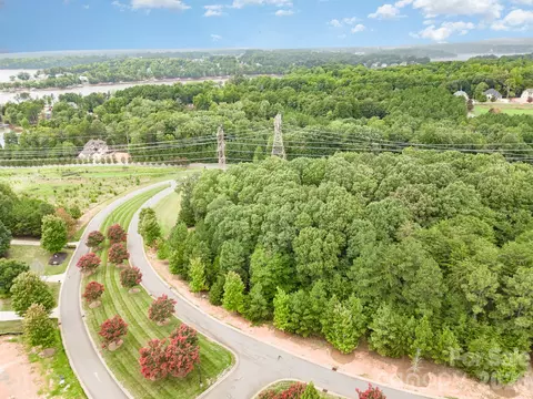 1400 Reflection Pointe 327 Blvd #327, Belmont, NC 28012