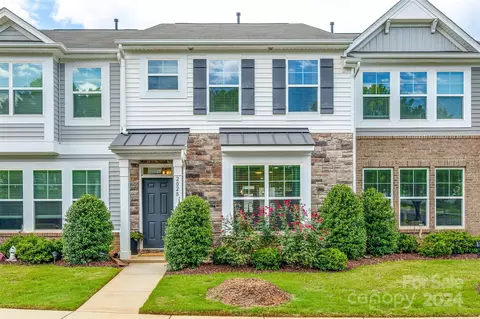 202 Waterlynn Ridge B Rd #B, Mooresville, NC 28117