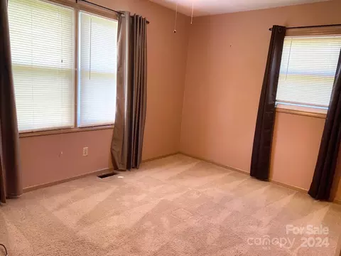 2580 University Dr, Lancaster, SC 29720 photo 11