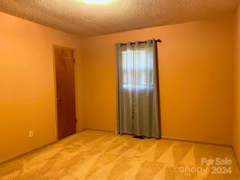 2580 University Dr, Lancaster, SC 29720 photo 9
