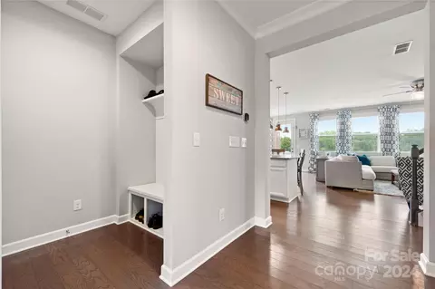 Entry Way - 2865 Berkhamstead Cir, Concord, NC 28027 photo 3 of 8