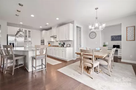 Dining - 2865 Berkhamstead Cir, Concord, NC 28027 photo 2 of 2