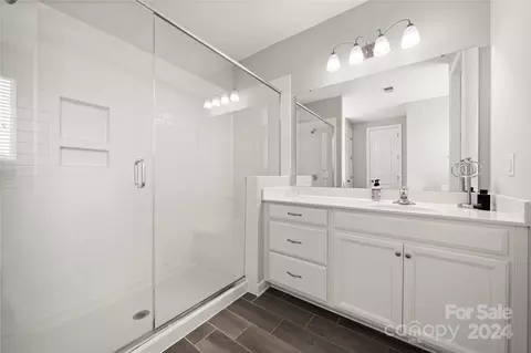 Bath - 2865 Berkhamstead Cir, Concord, NC 28027 photo 2 of 4