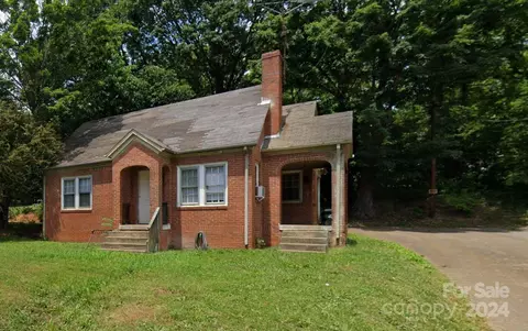 722 7th Ave, Hickory, NC 28602
