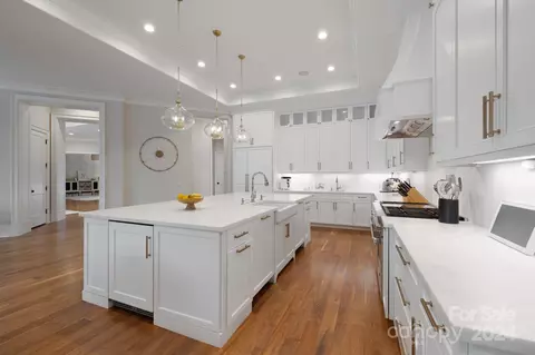 Kitchen - 19004 Double Eagle Dr, Cornelius, NC 28031 photo 2 of 3