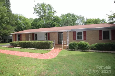 461 Forest Way Dr, Fort Mill, SC 29715