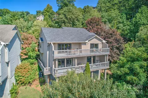 74 Park Ave, Asheville, NC 28803