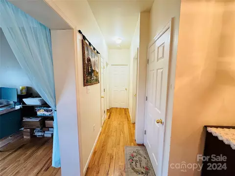 Entry Way - 782 N Fork New River Rd, Lansing, NC 28643 photo 1 of 2