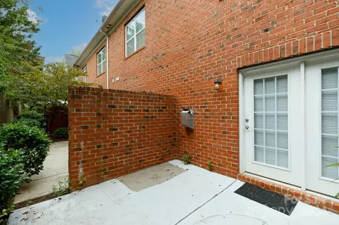 Exterior - 921 Ospre Ln, Fort Mill, SC 29708 photo 2 of 2