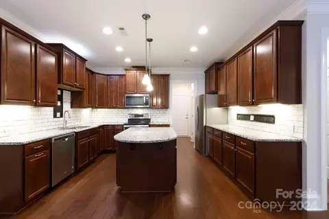 Kitchen - 921 Ospre Ln, Fort Mill, SC 29708 photo 1 of 1