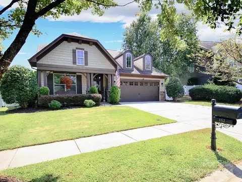 152 Byers Commons Dr, Mooresville, NC 28117