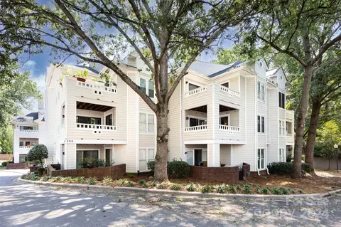 2715 Selwyn 29 Ave #29, Charlotte, NC 28209