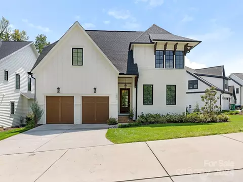 5642 Closeburn Rd, Charlotte, NC 28210
