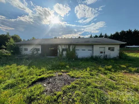 3750 Chesnee Rd, Rutherfordton, NC 28139