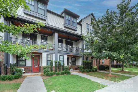 925 36th St, Charlotte, NC 28205