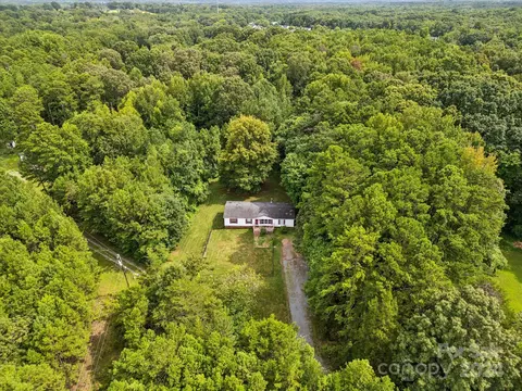 3130 Fincher Rd, Matthews, NC 28104