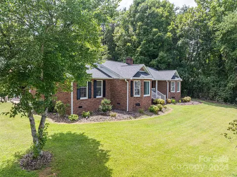 100 Spindle Dr, Maiden, NC 28650 photo 38